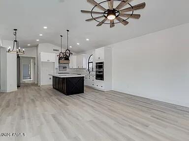 5910 E WOODRIDGE Drive