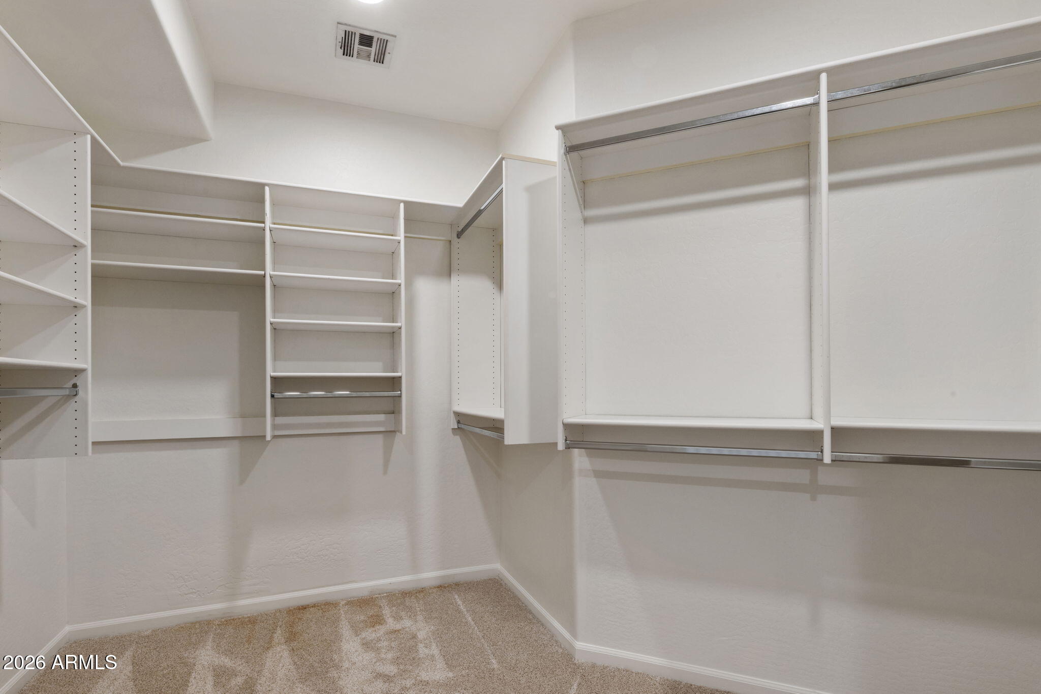 20802 N GRAYHAWK Drive 1022