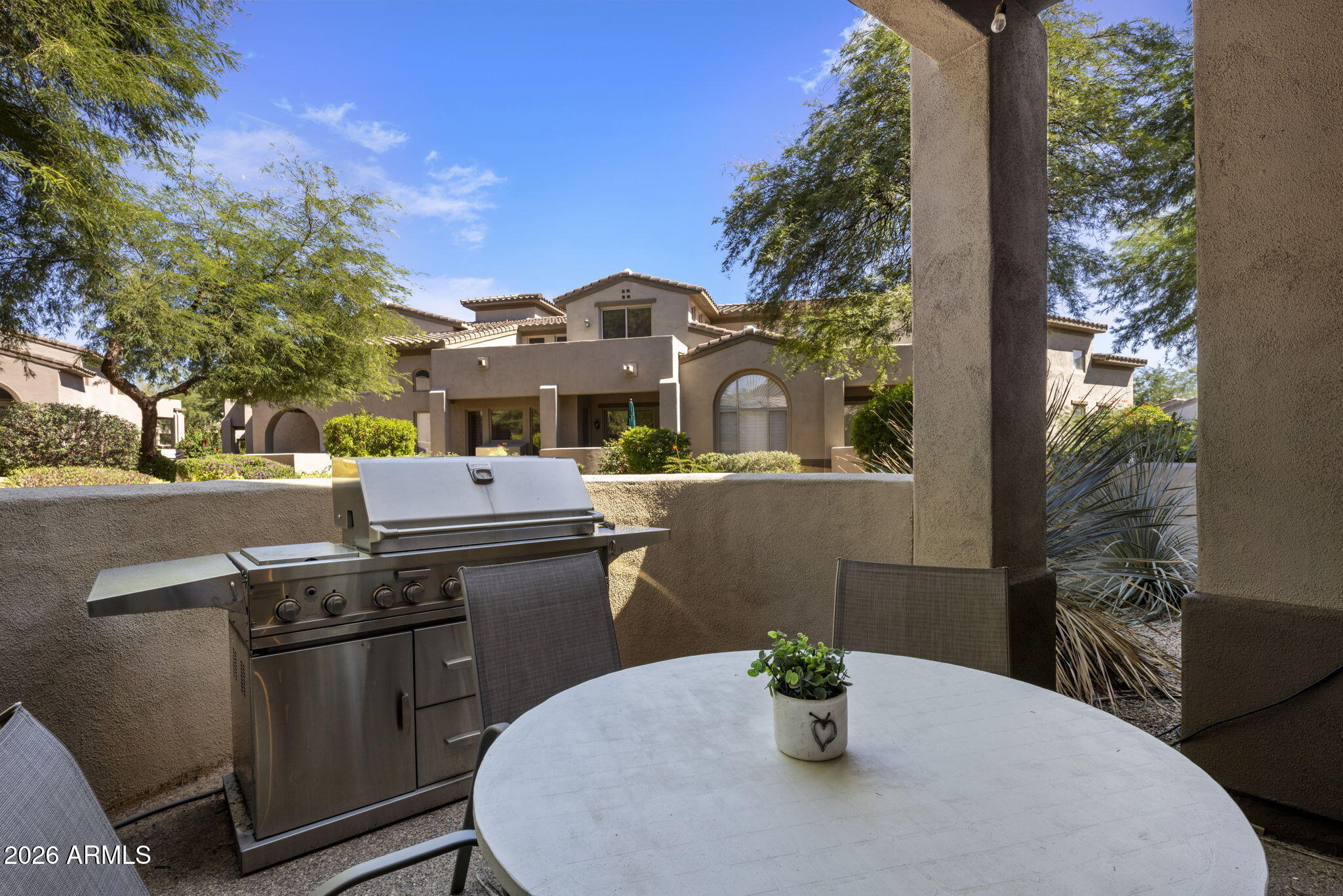 20802 N GRAYHAWK Drive 1022