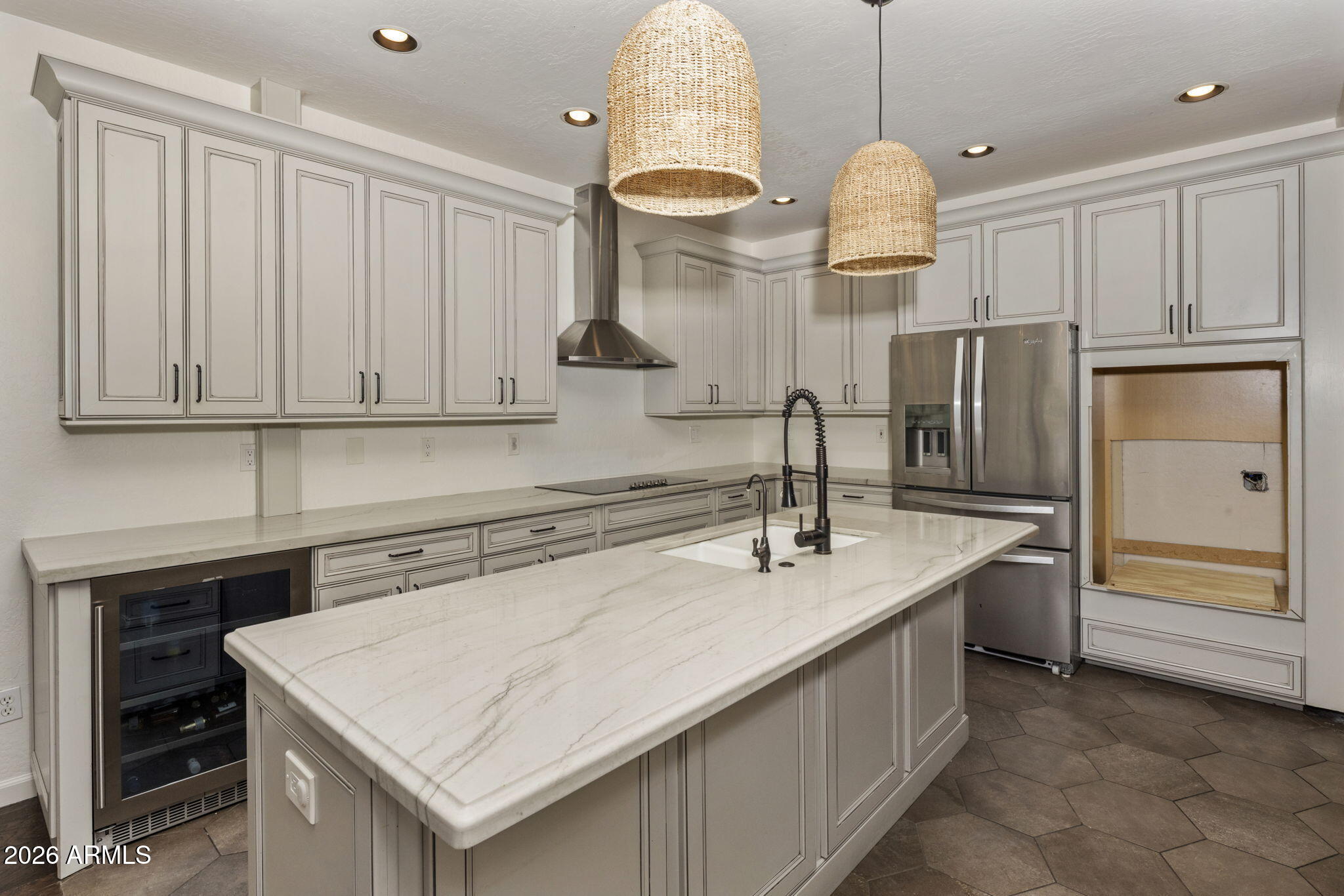 20802 N GRAYHAWK Drive 1022