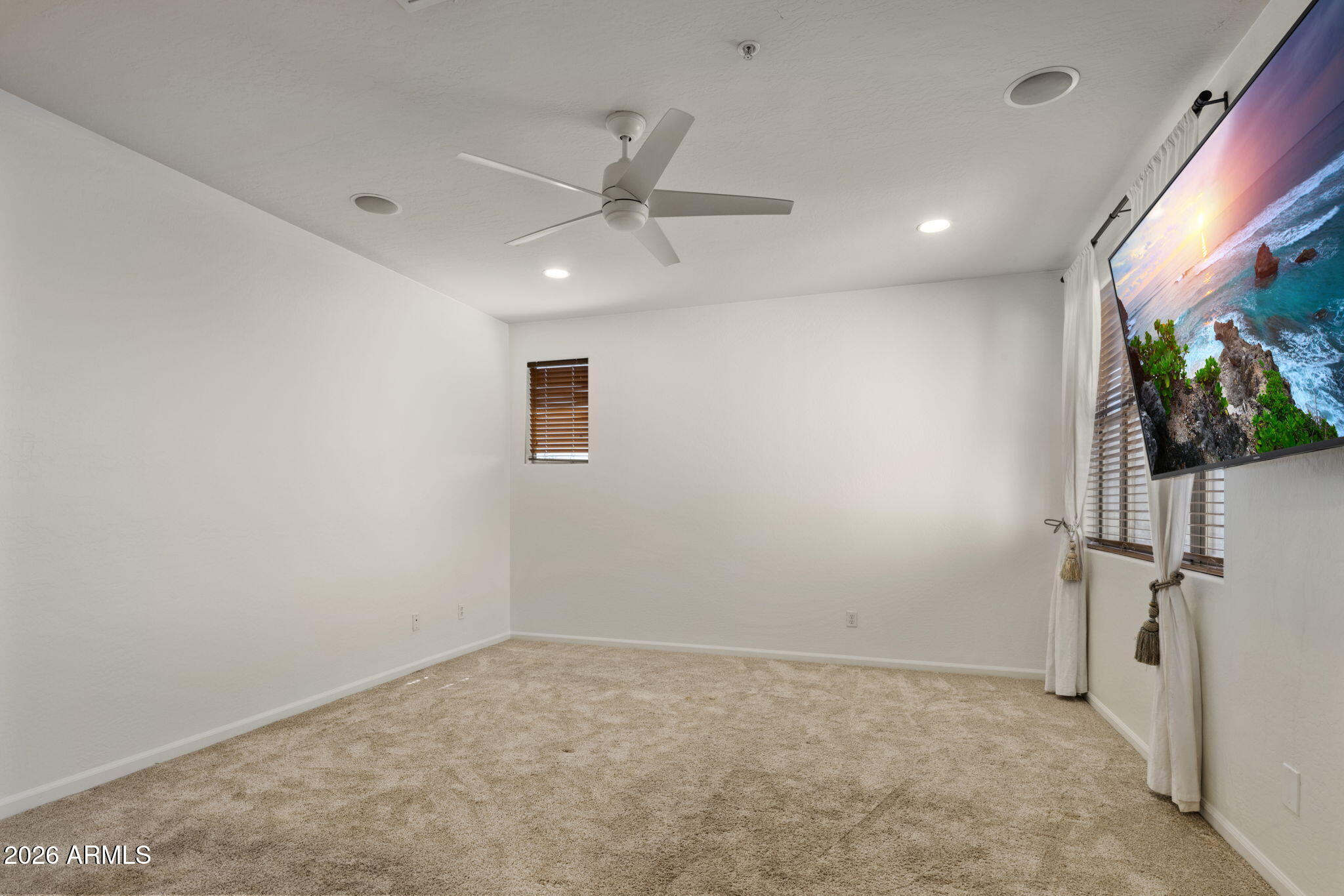 20802 N GRAYHAWK Drive 1022