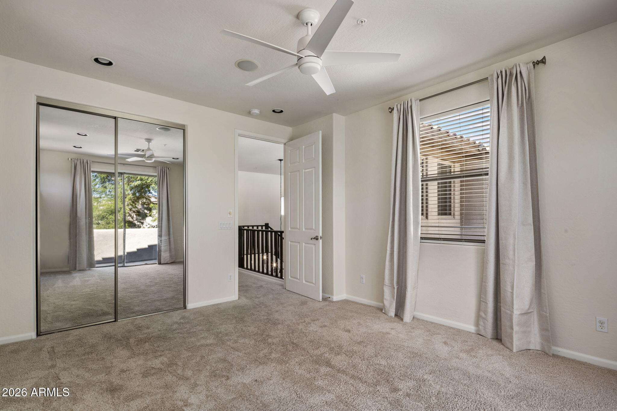 20802 N GRAYHAWK Drive 1022