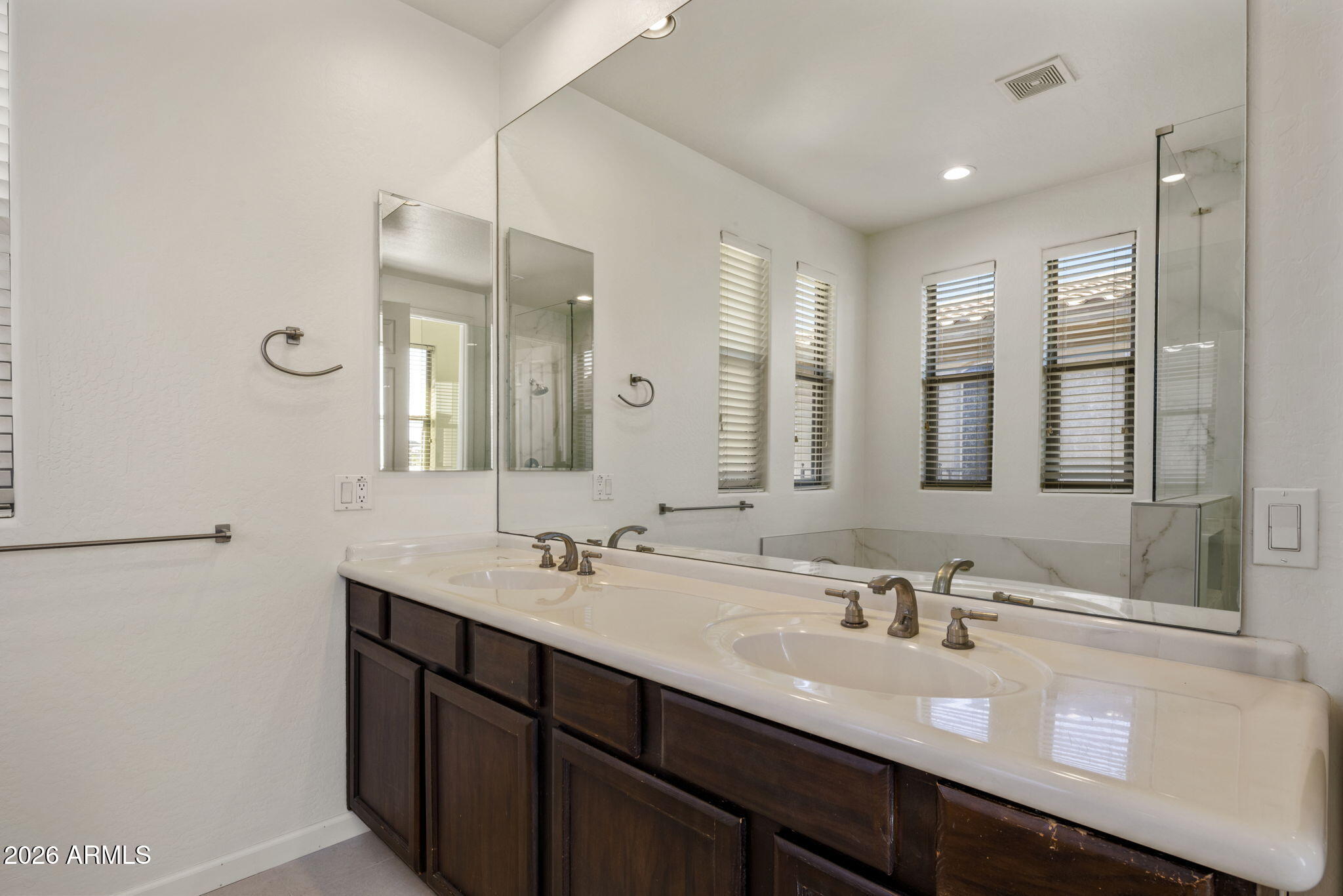 20802 N GRAYHAWK Drive 1022