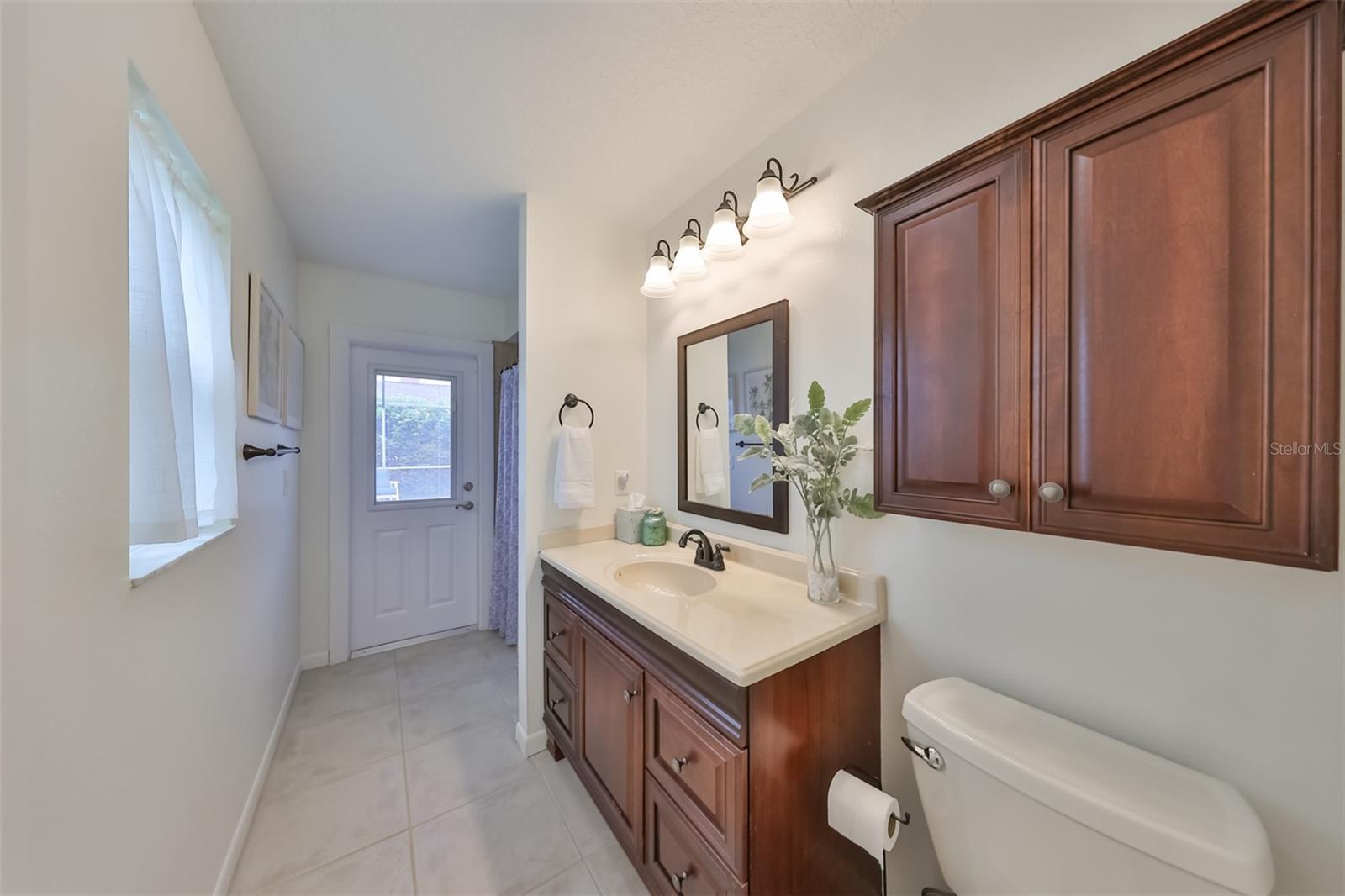 5836 WINDERMERE DR