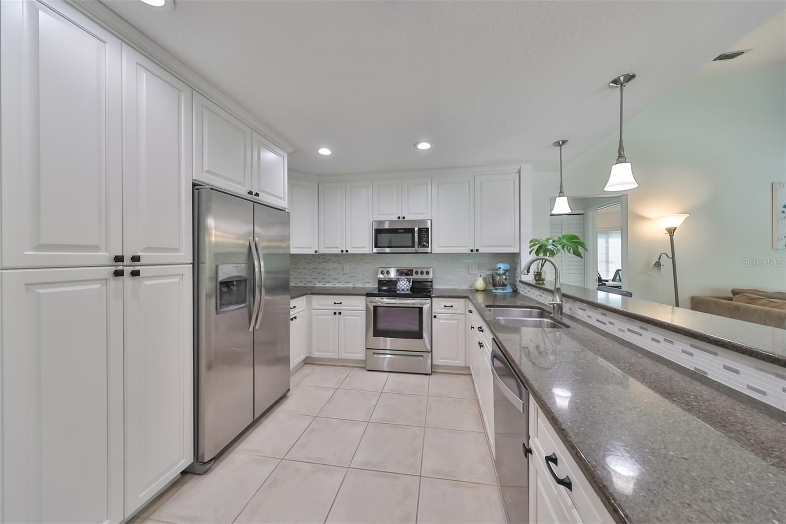 5836 WINDERMERE DR