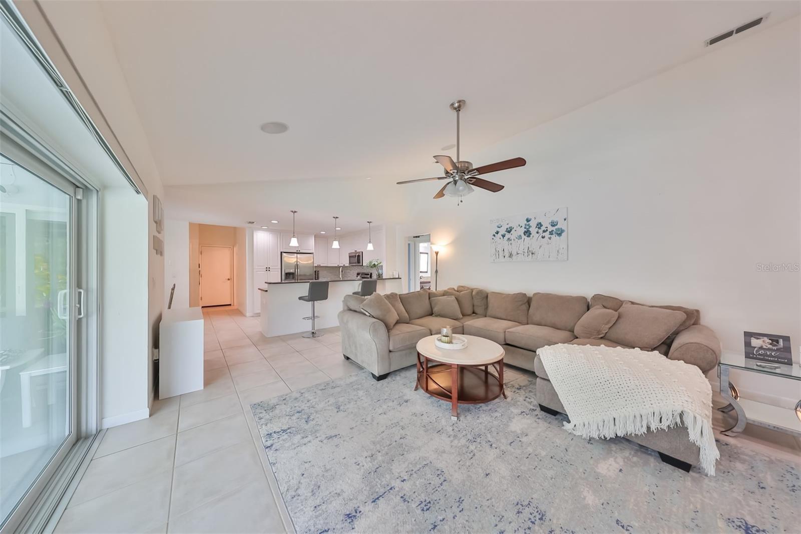 5836 WINDERMERE DR