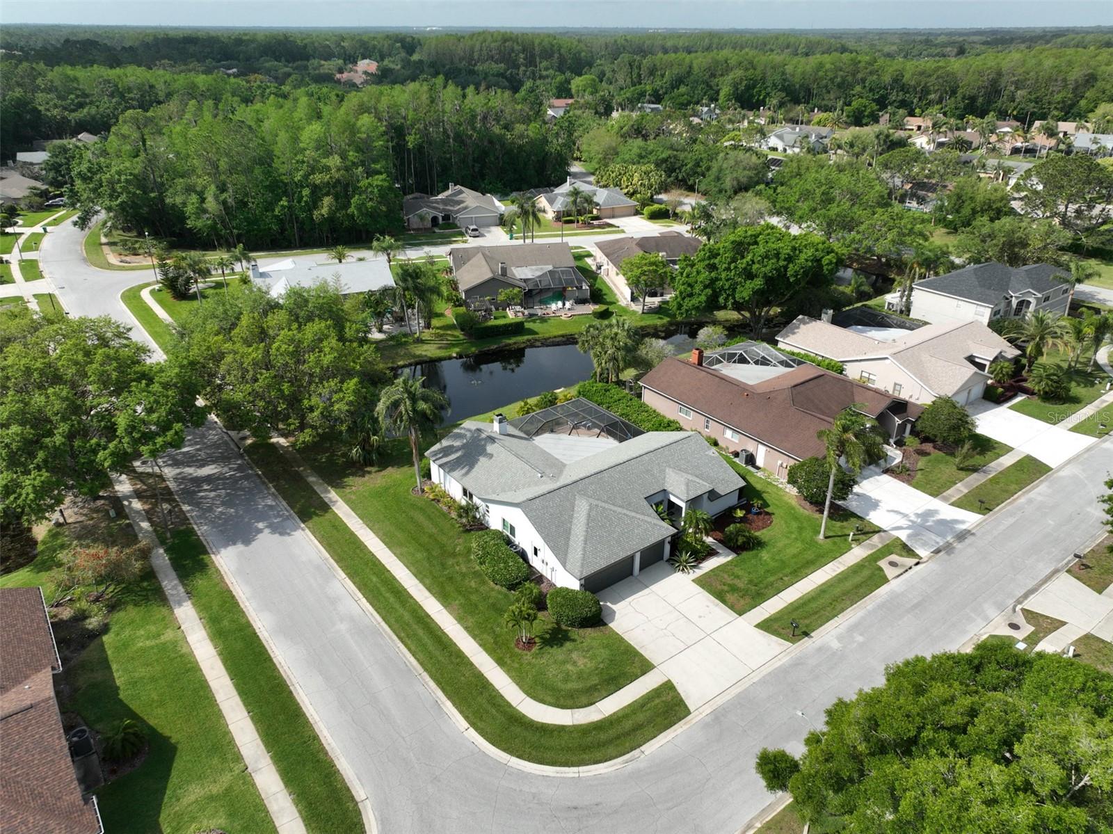 5836 WINDERMERE DR