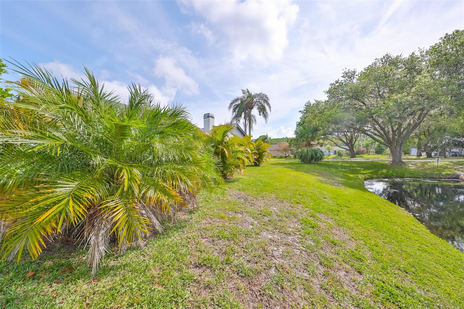5836 WINDERMERE DR
