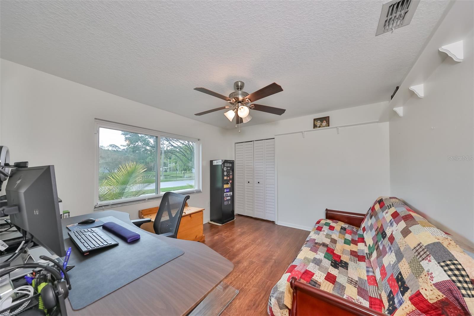 5836 WINDERMERE DR