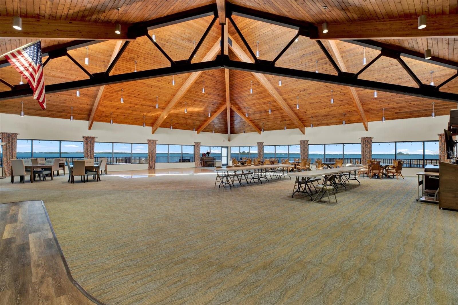 632 EDGEWATER DR #435