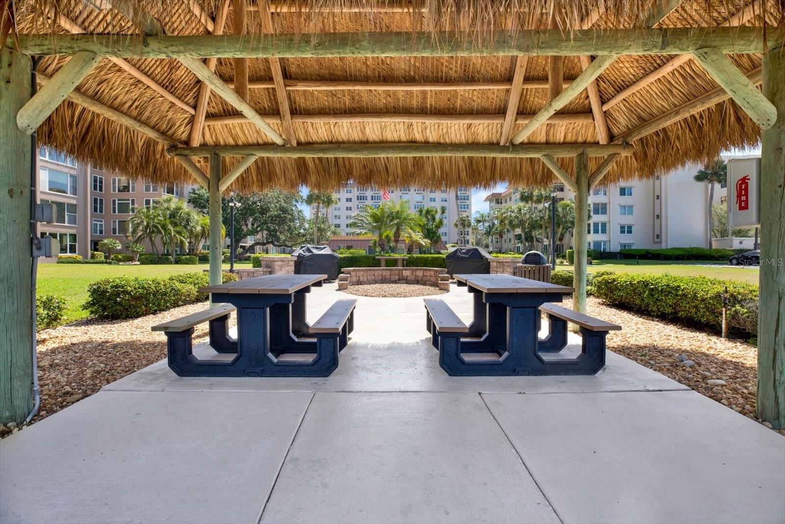 632 EDGEWATER DR #435