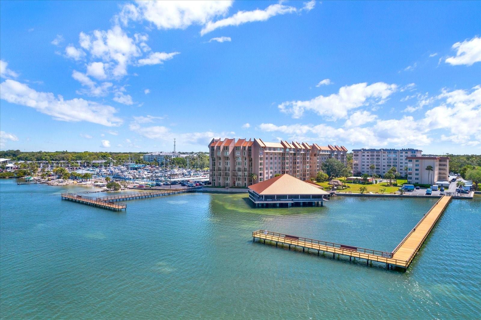 632 EDGEWATER DR #435