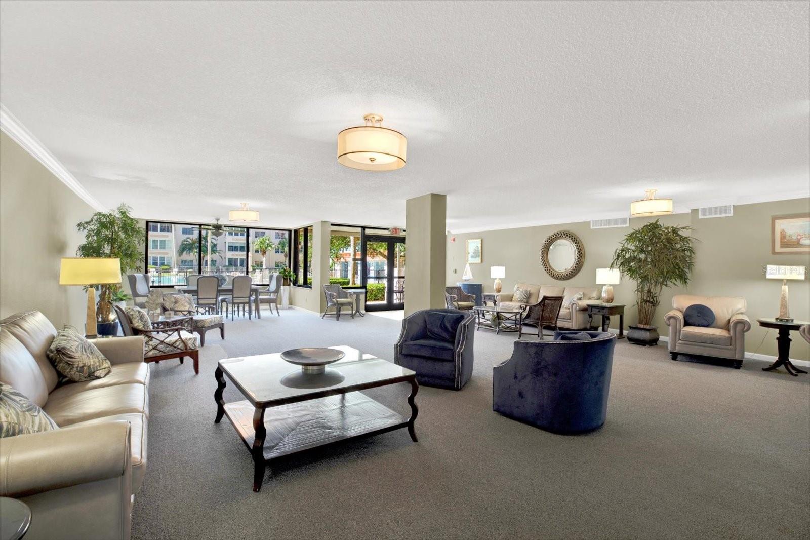 632 EDGEWATER DR #435