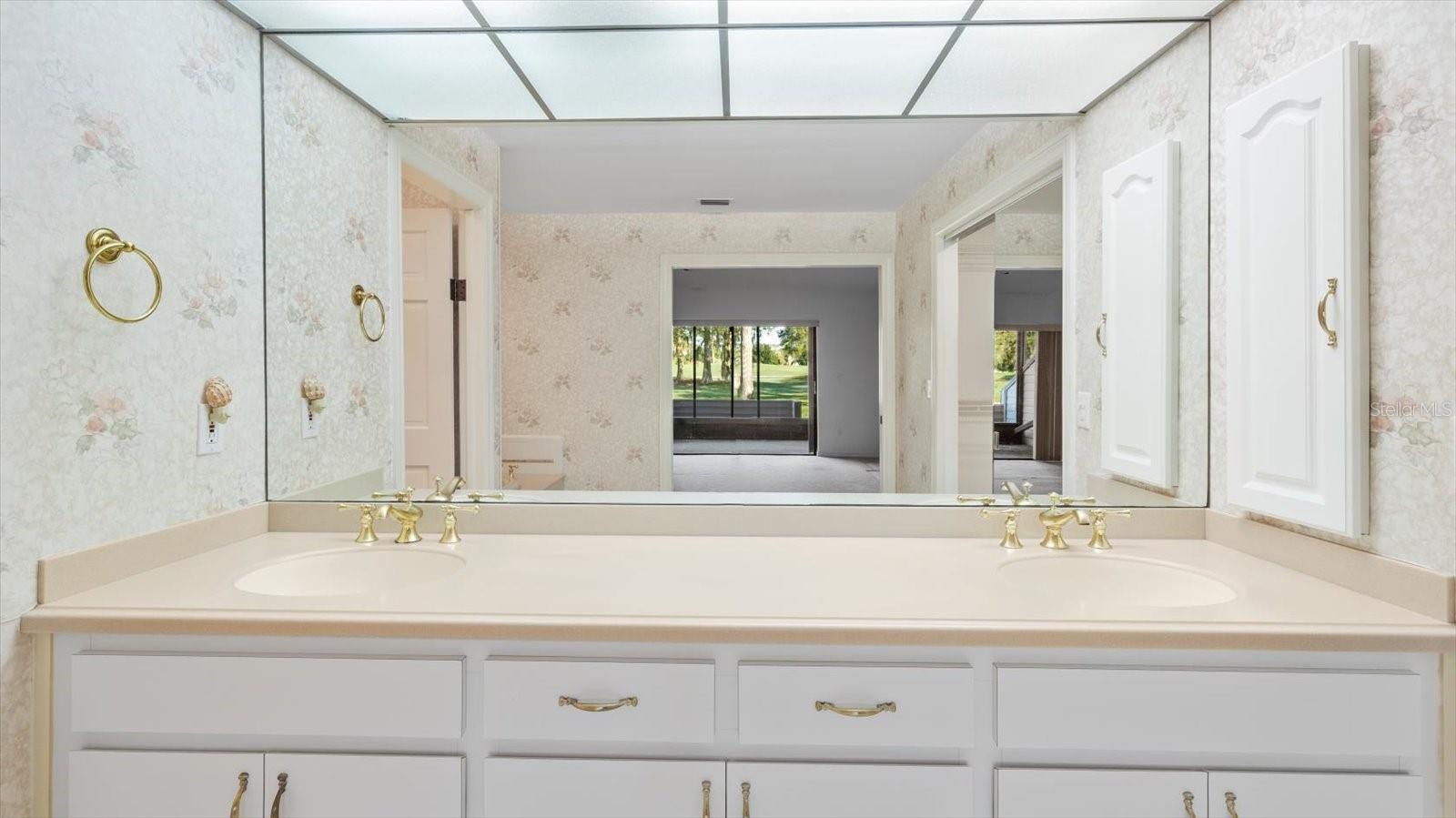 3074 EAGLES LANDING CIR W #3074