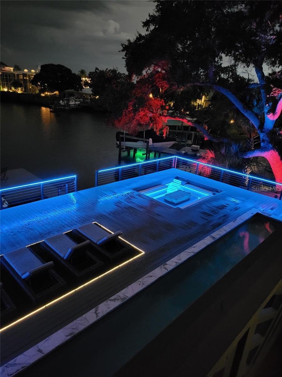 14 W SPANISH MAIN ST