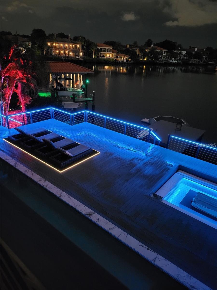 14 W SPANISH MAIN ST