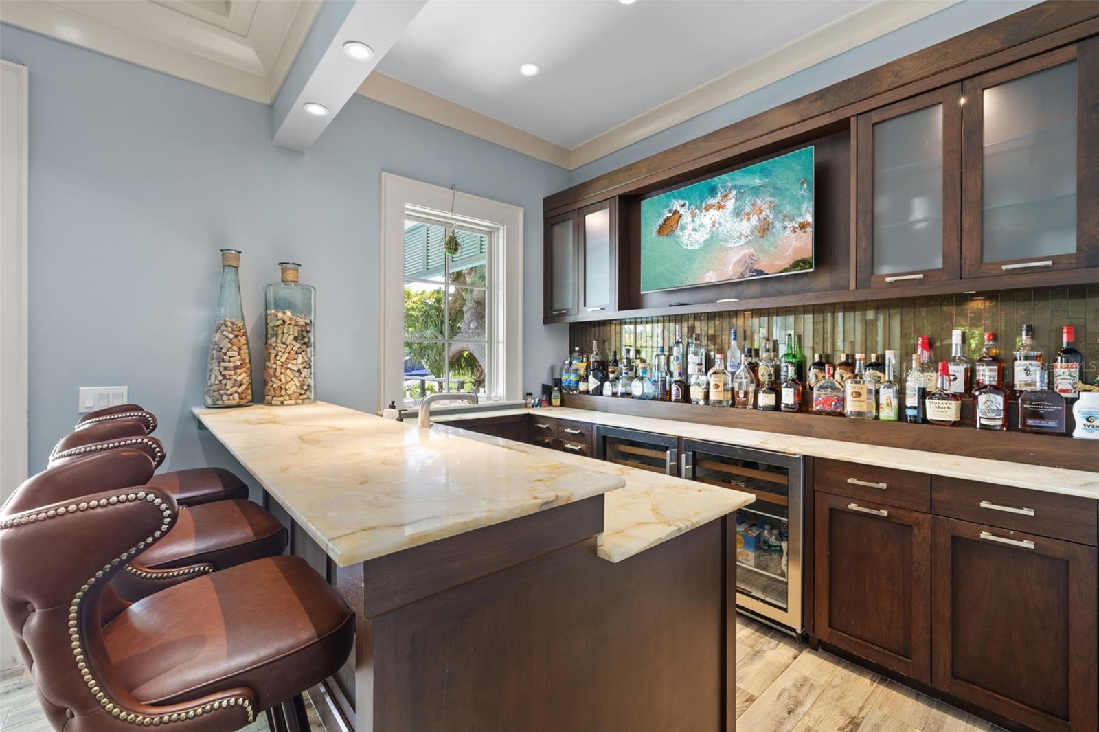 14 W SPANISH MAIN ST