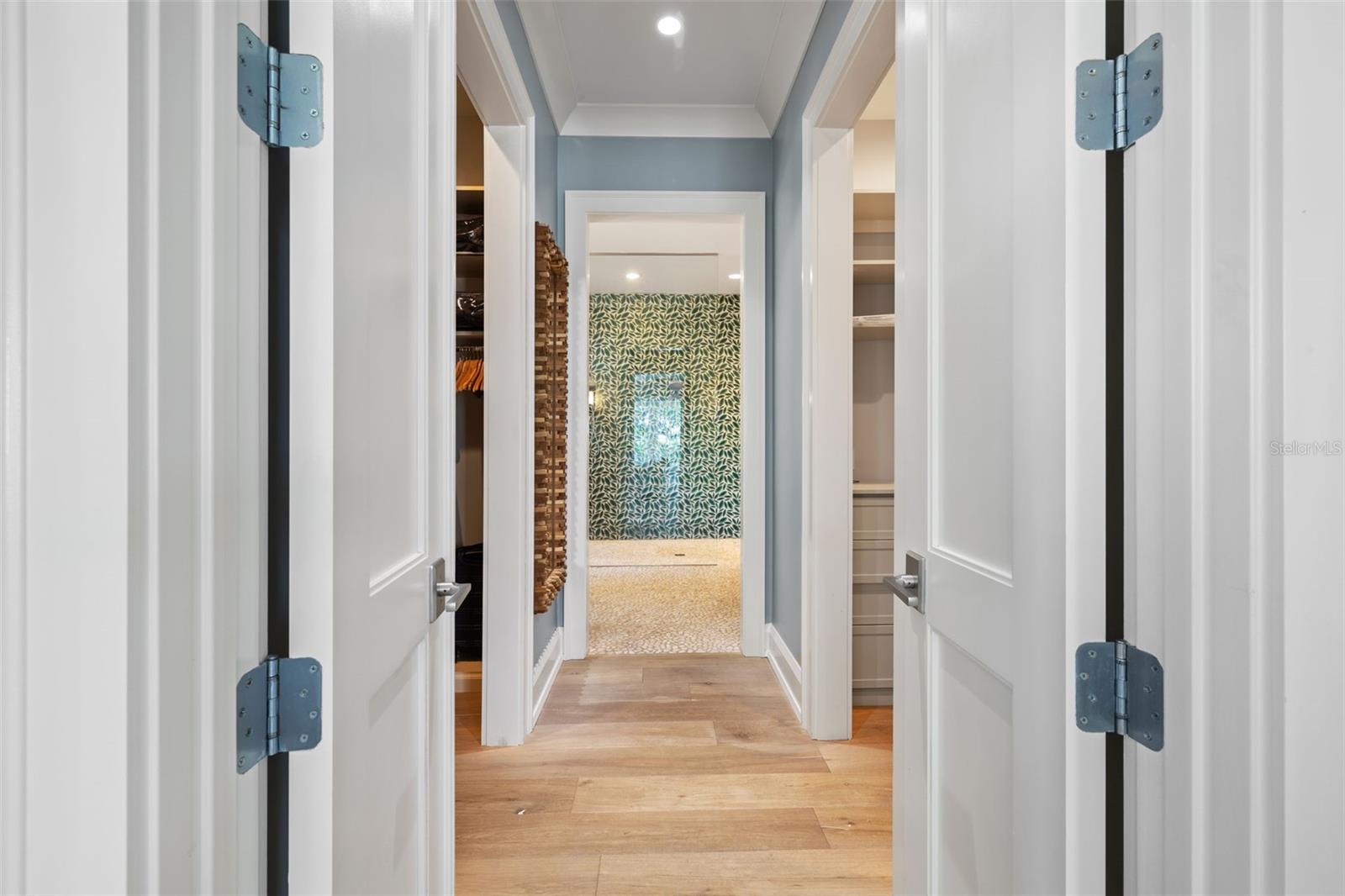 14 W SPANISH MAIN ST