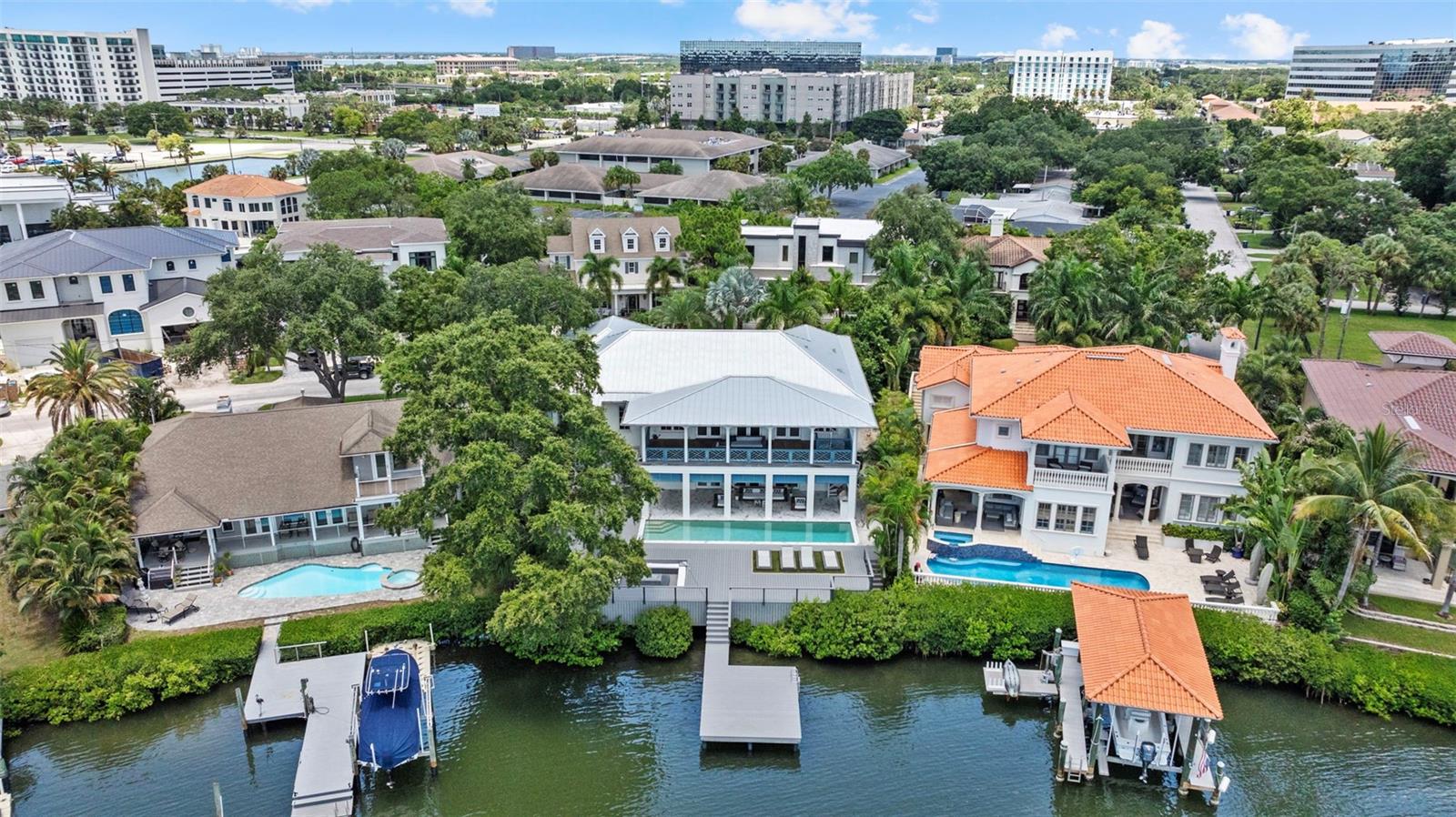 14 W SPANISH MAIN ST