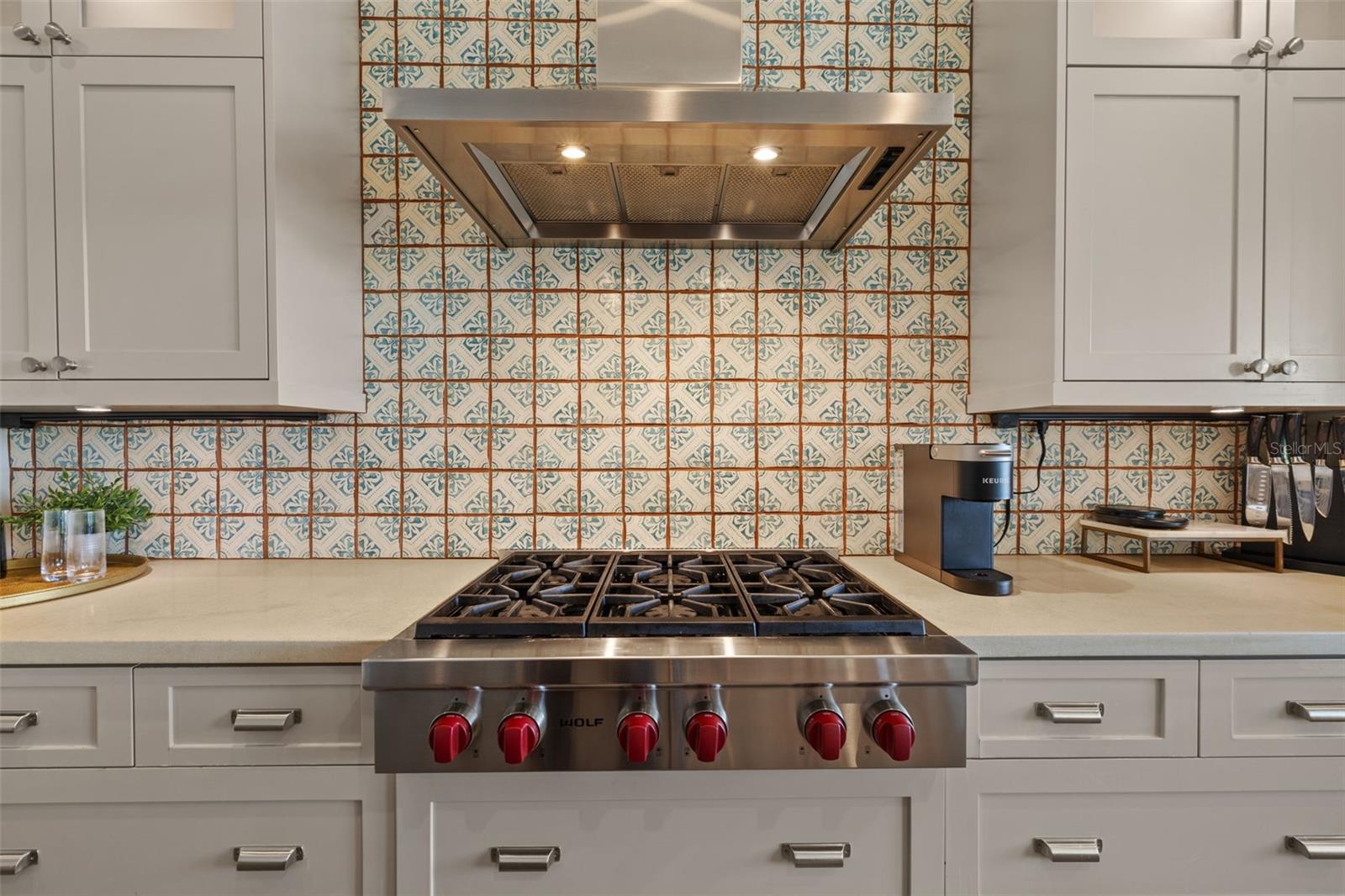 14 W SPANISH MAIN ST