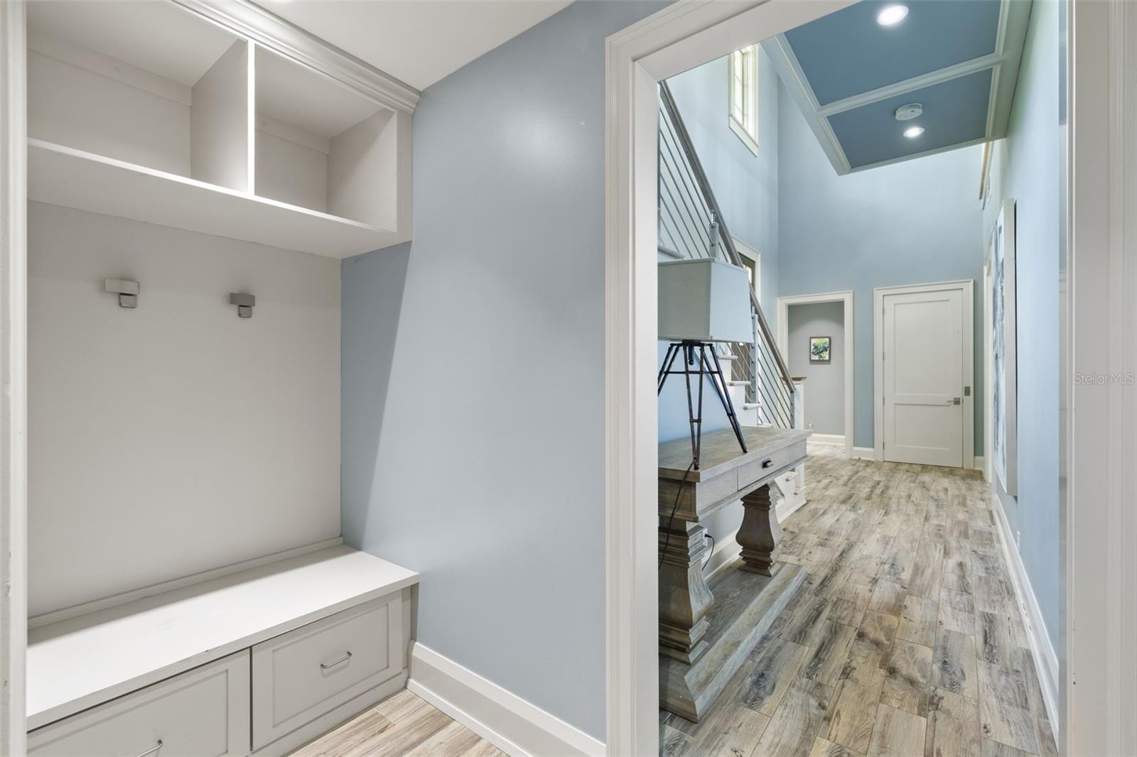 14 W SPANISH MAIN ST