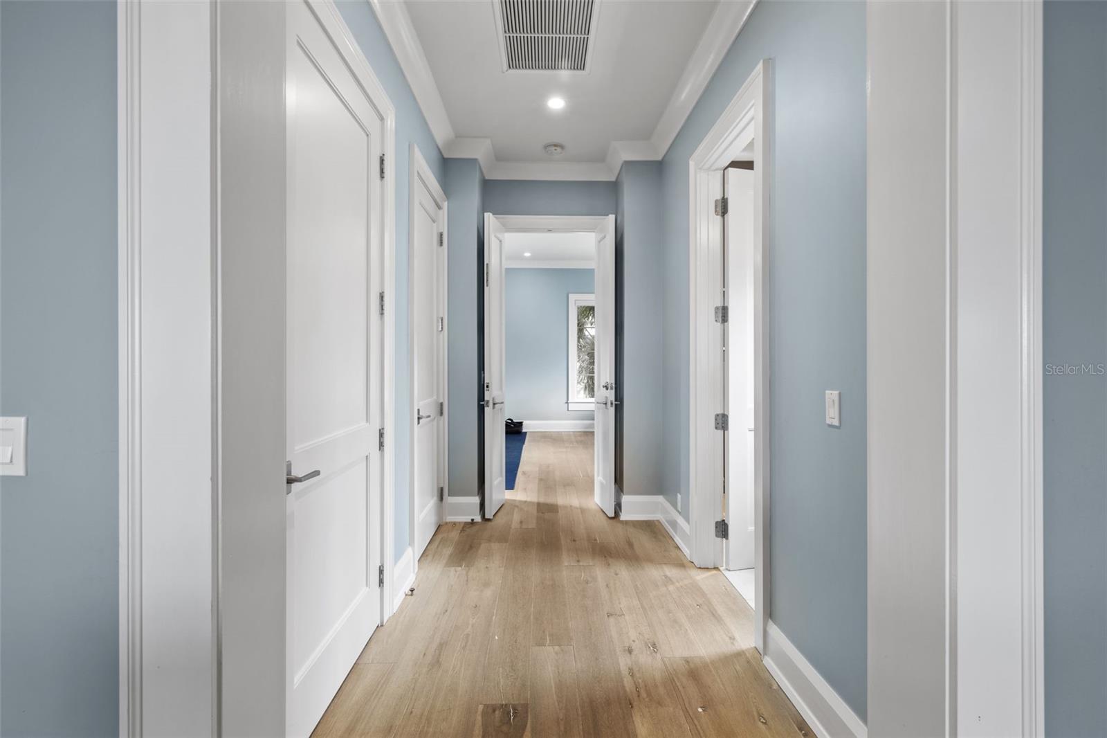 14 W SPANISH MAIN ST