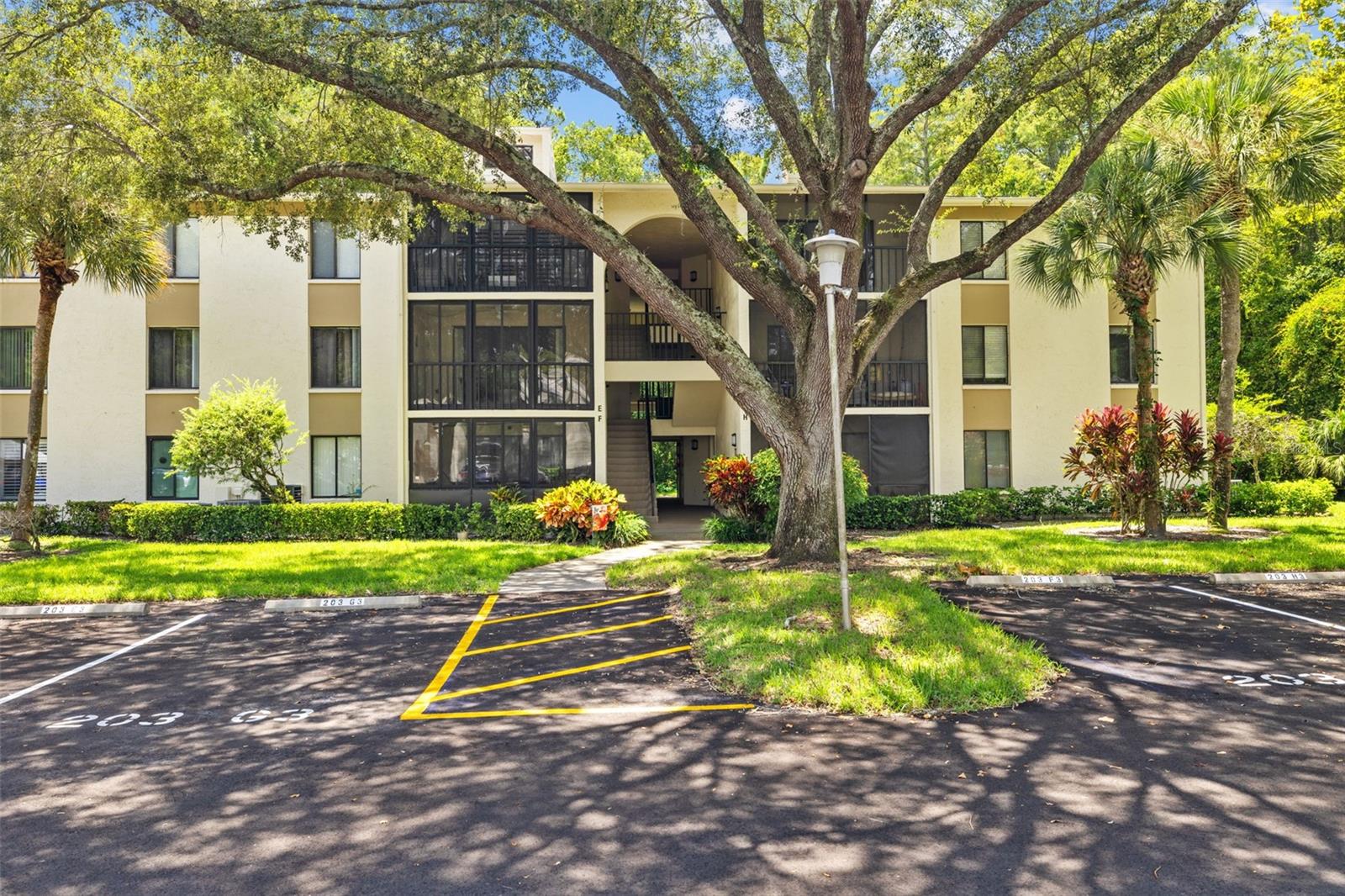 1398 SHADY PINE WAY #F1