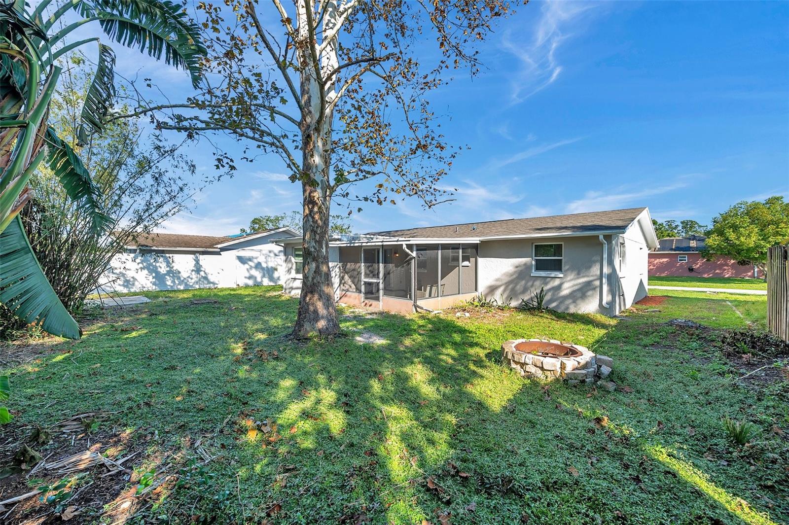 5728 DOLORES DR