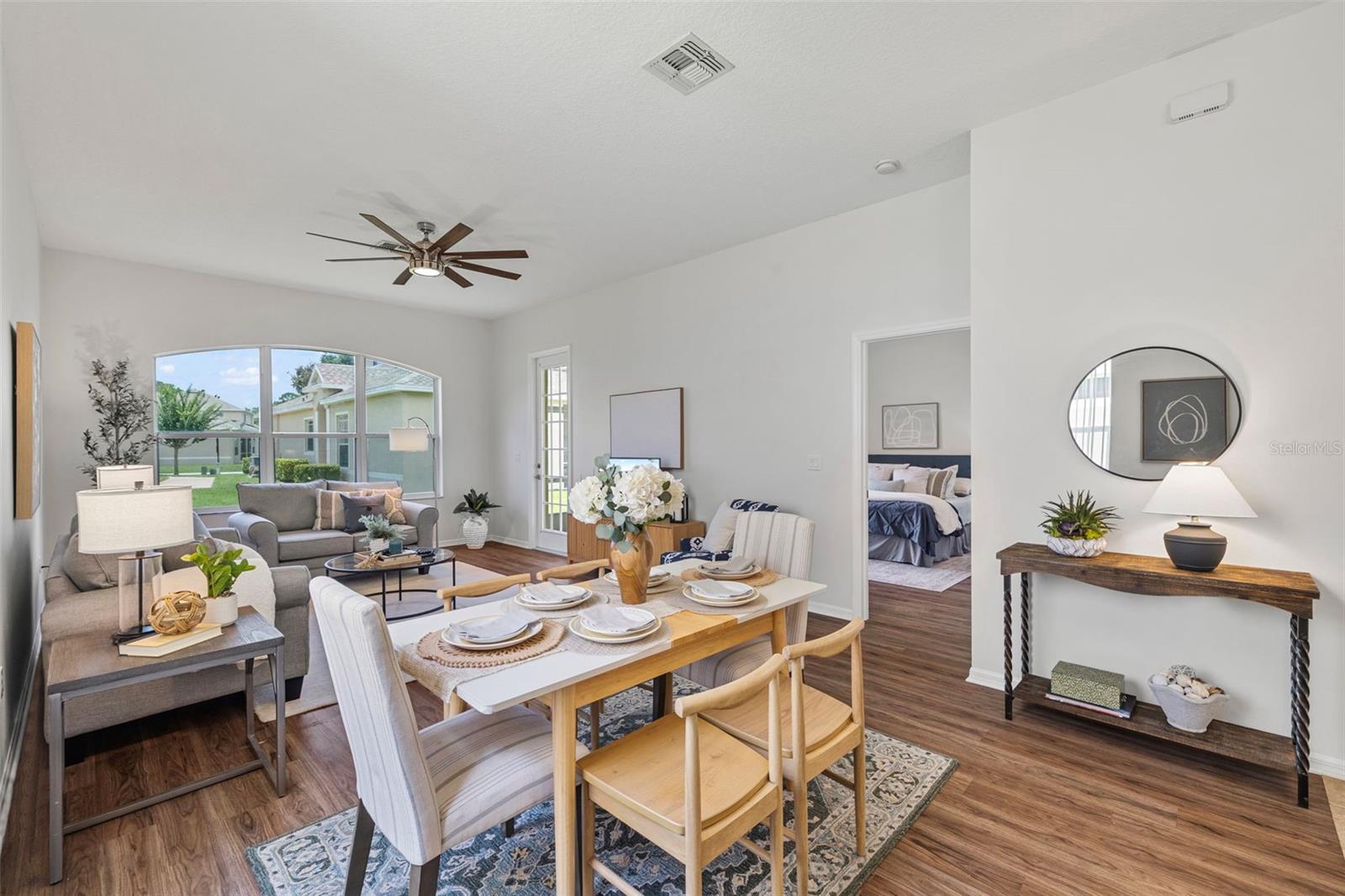 2537 STANHOPE DR