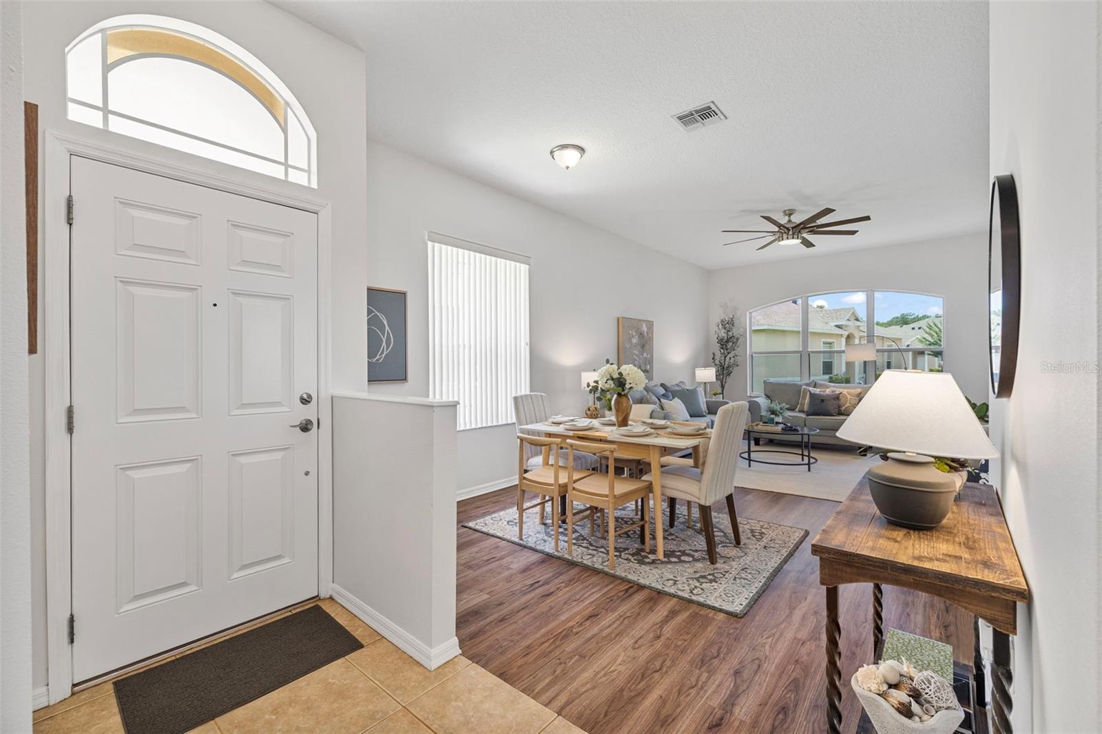 2537 STANHOPE DR