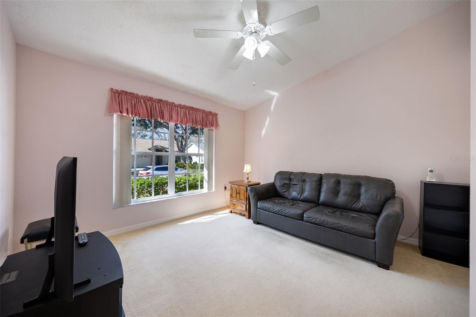 3087 PEPPERWOOD LN W