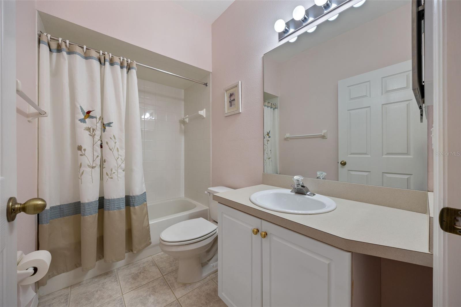 3087 PEPPERWOOD LN W