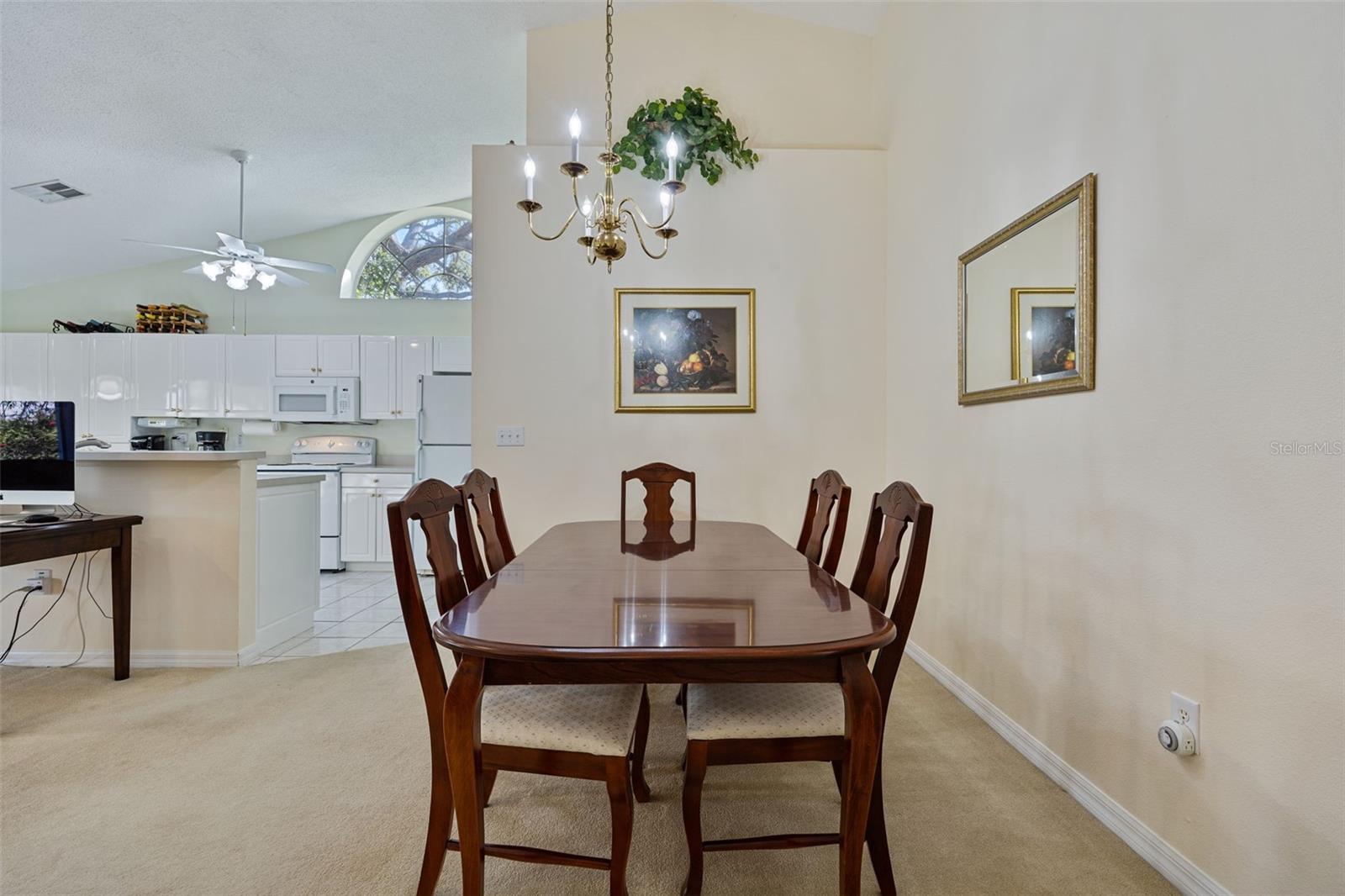 3087 PEPPERWOOD LN W