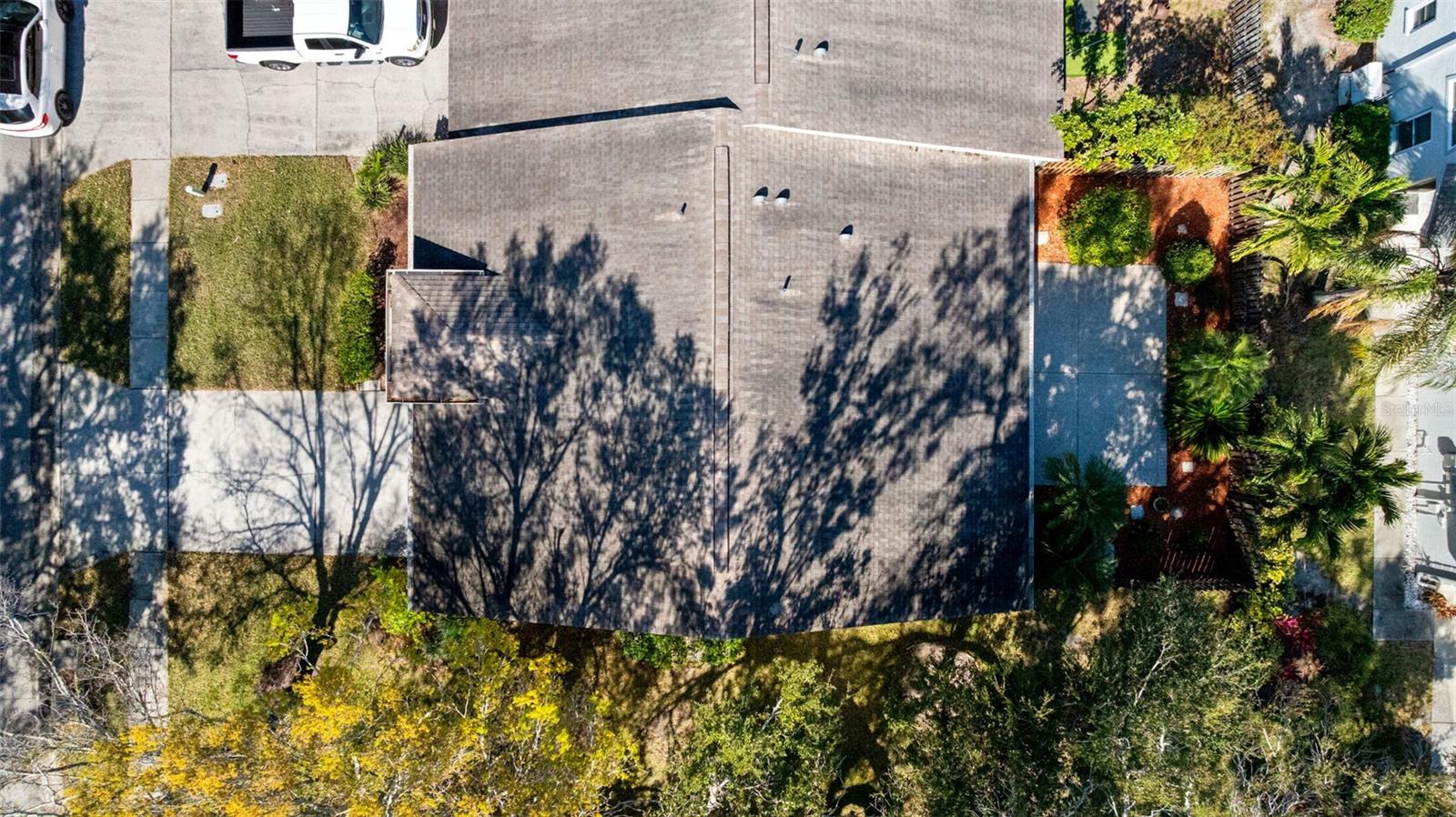 3087 PEPPERWOOD LN W