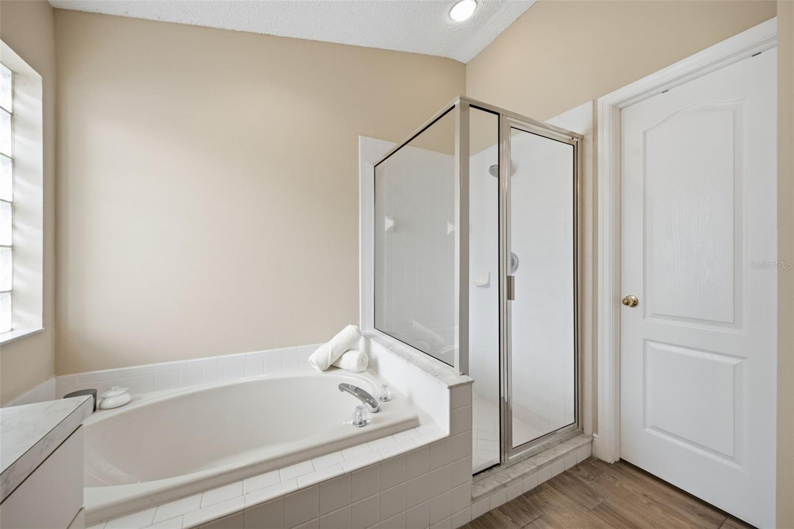 416 CYPRESS VIEW DR