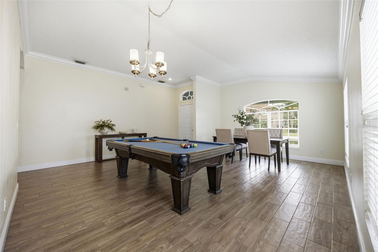 416 CYPRESS VIEW DR