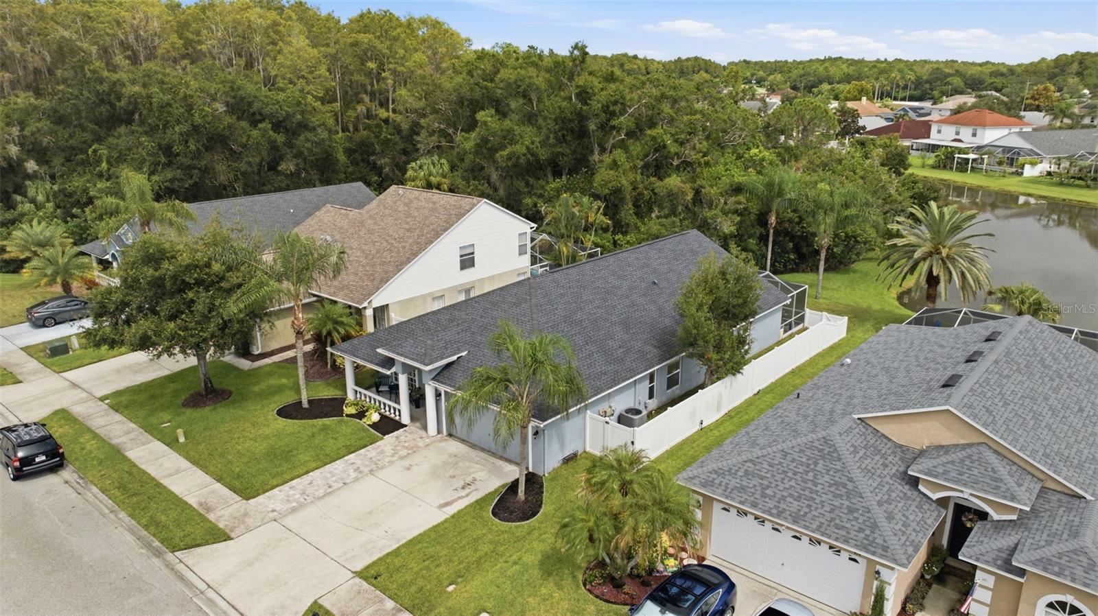 416 CYPRESS VIEW DR