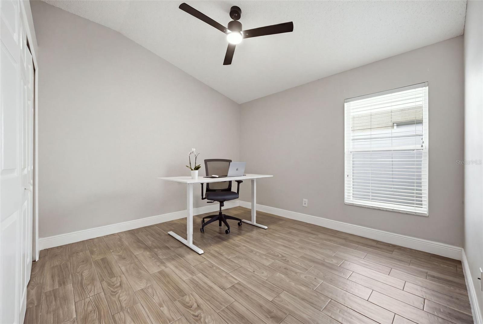 416 CYPRESS VIEW DR