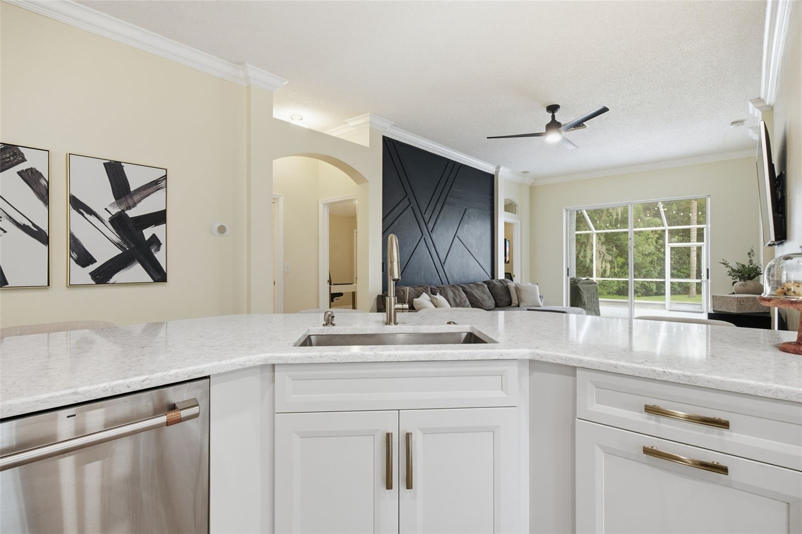 416 CYPRESS VIEW DR