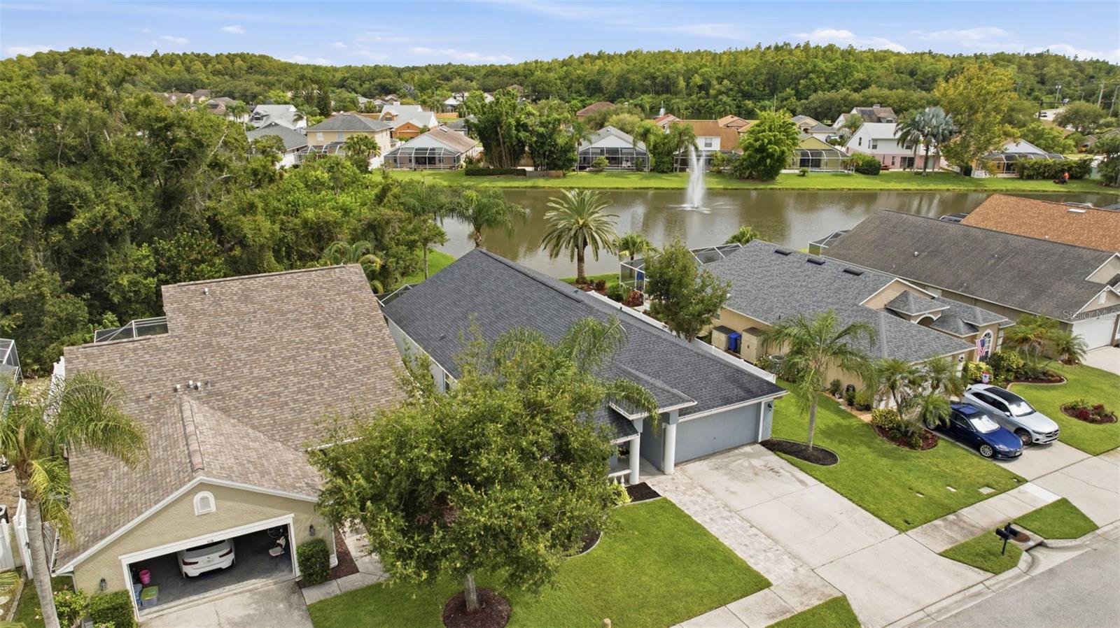 416 CYPRESS VIEW DR