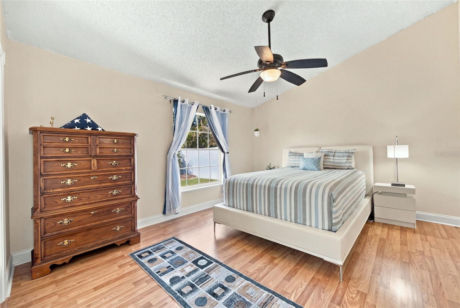 1509 RIDGE SHORE DR