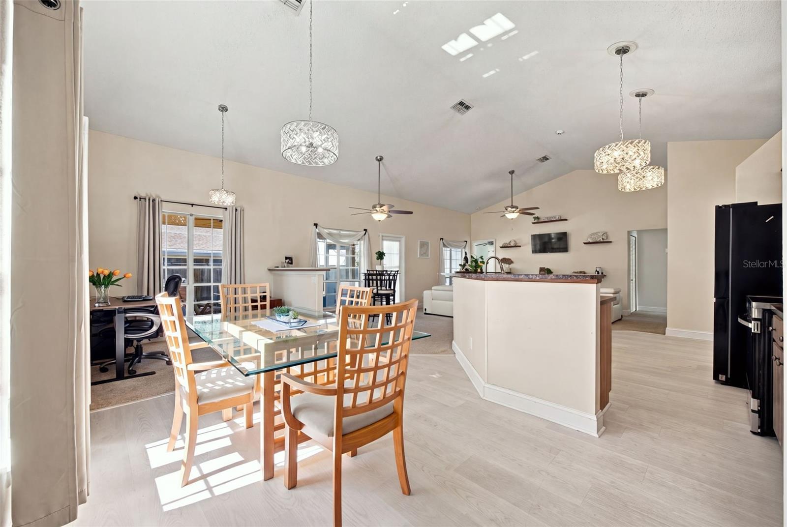 1509 RIDGE SHORE DR