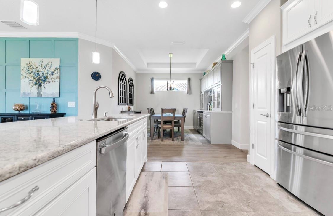 3134 FRANCOA DR