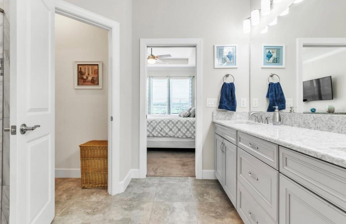 3134 FRANCOA DR