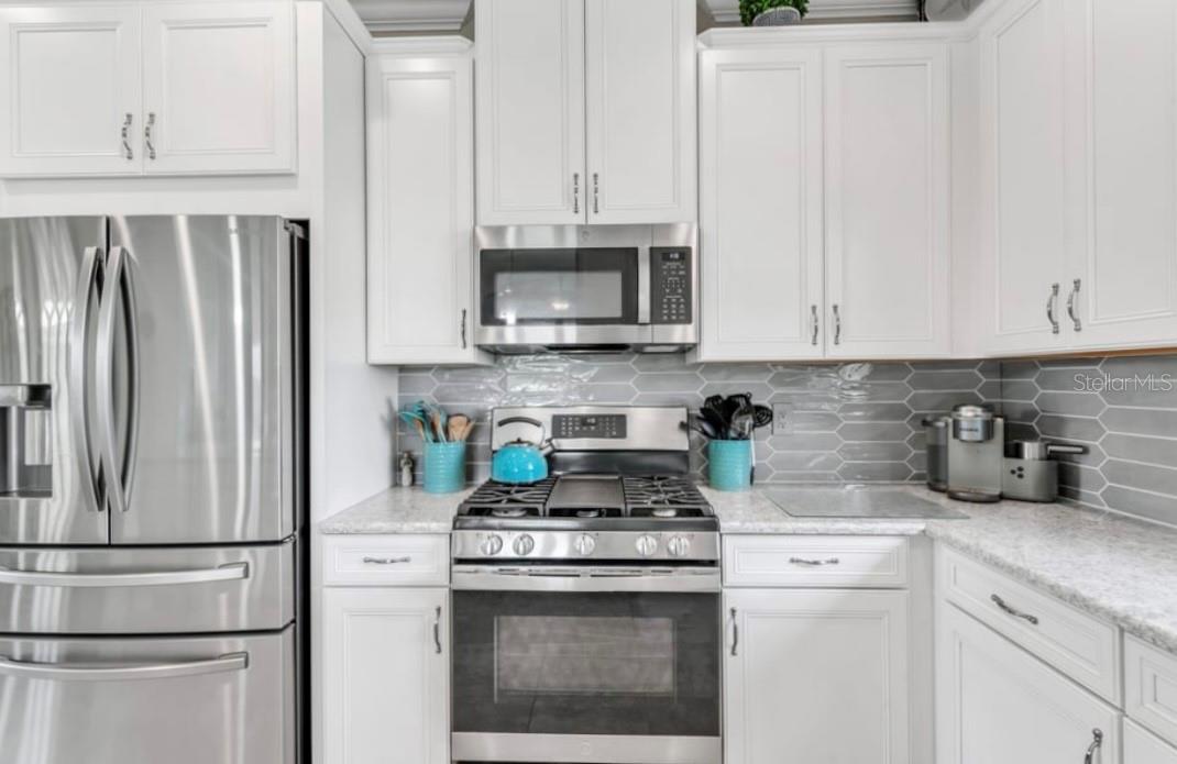 3134 FRANCOA DR