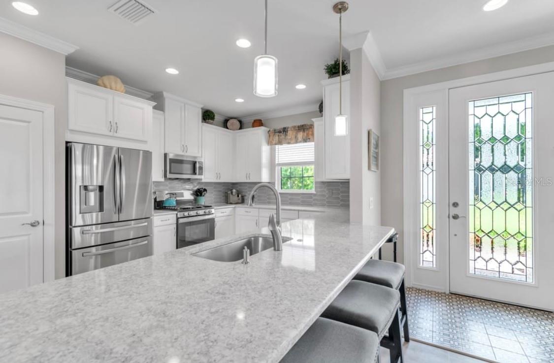 3134 FRANCOA DR