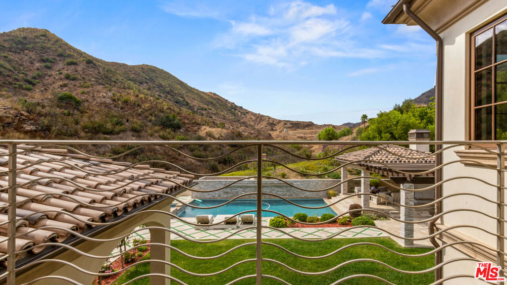 29450 MALIBU VIEW Court