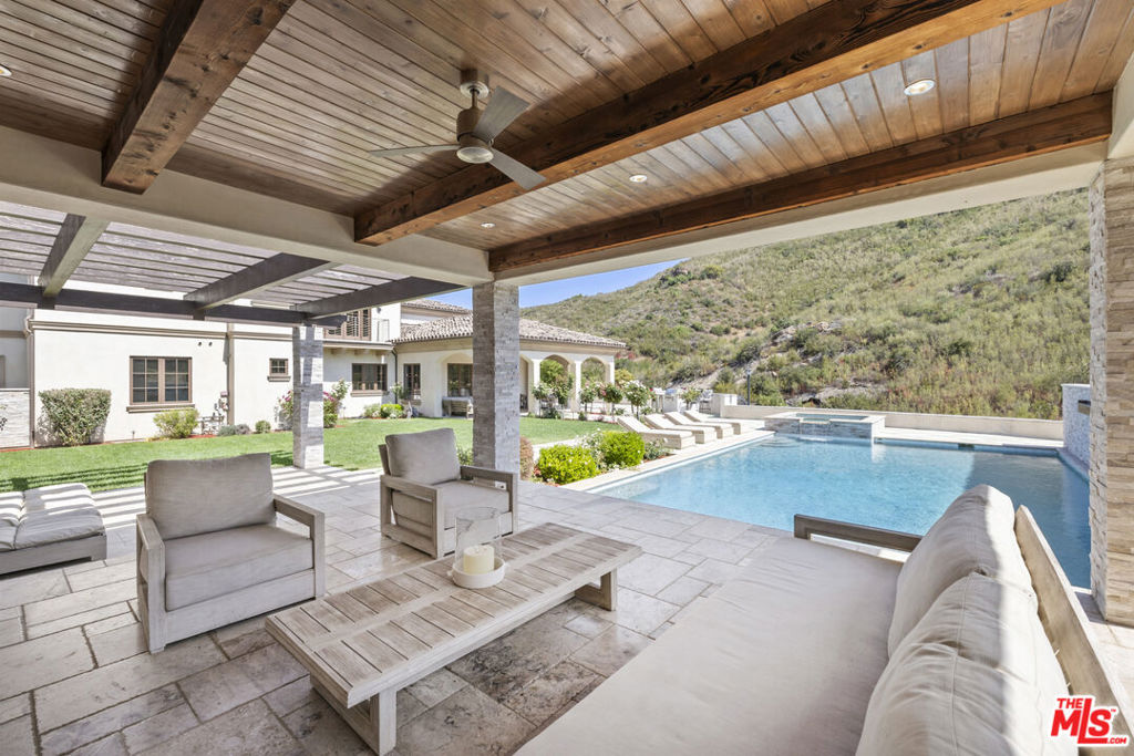 29450 MALIBU VIEW Court