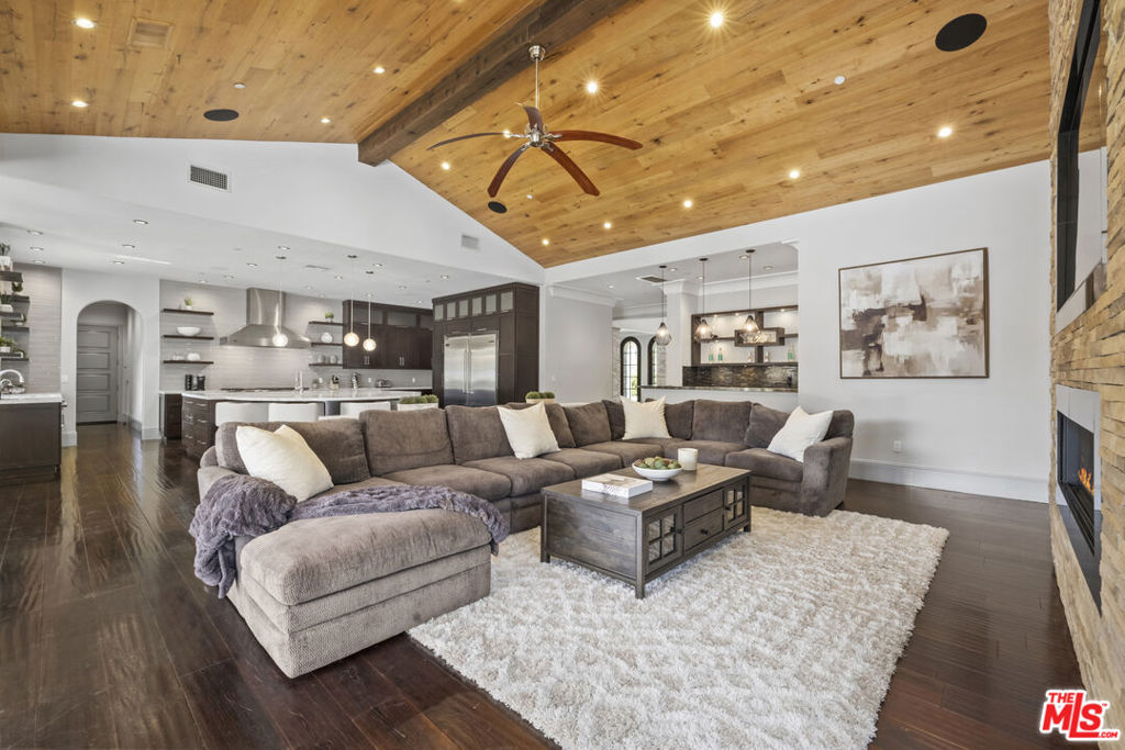 29450 MALIBU VIEW Court
