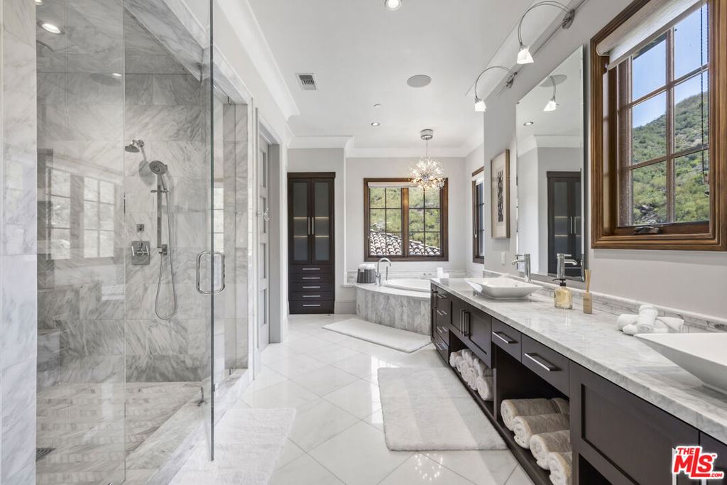 29450 MALIBU VIEW Court